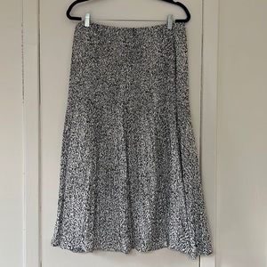 Banana Republic pleated midi skirt